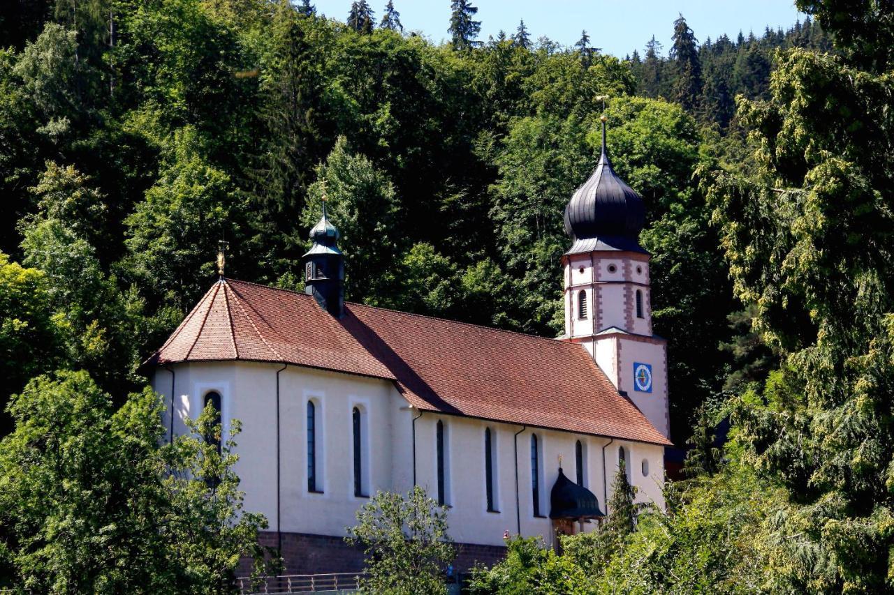 Hotel Cafe Adler 24H Self Check In Triberg im Schwarzwald Dış mekan fotoğraf